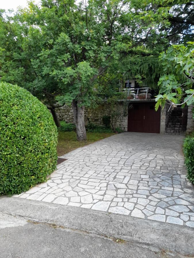 Ferienwohnung Privacy Krmpote-Vodice Exterior foto