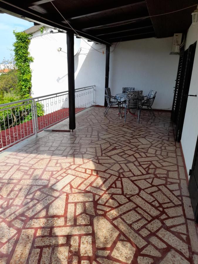 Ferienwohnung Privacy Krmpote-Vodice Exterior foto